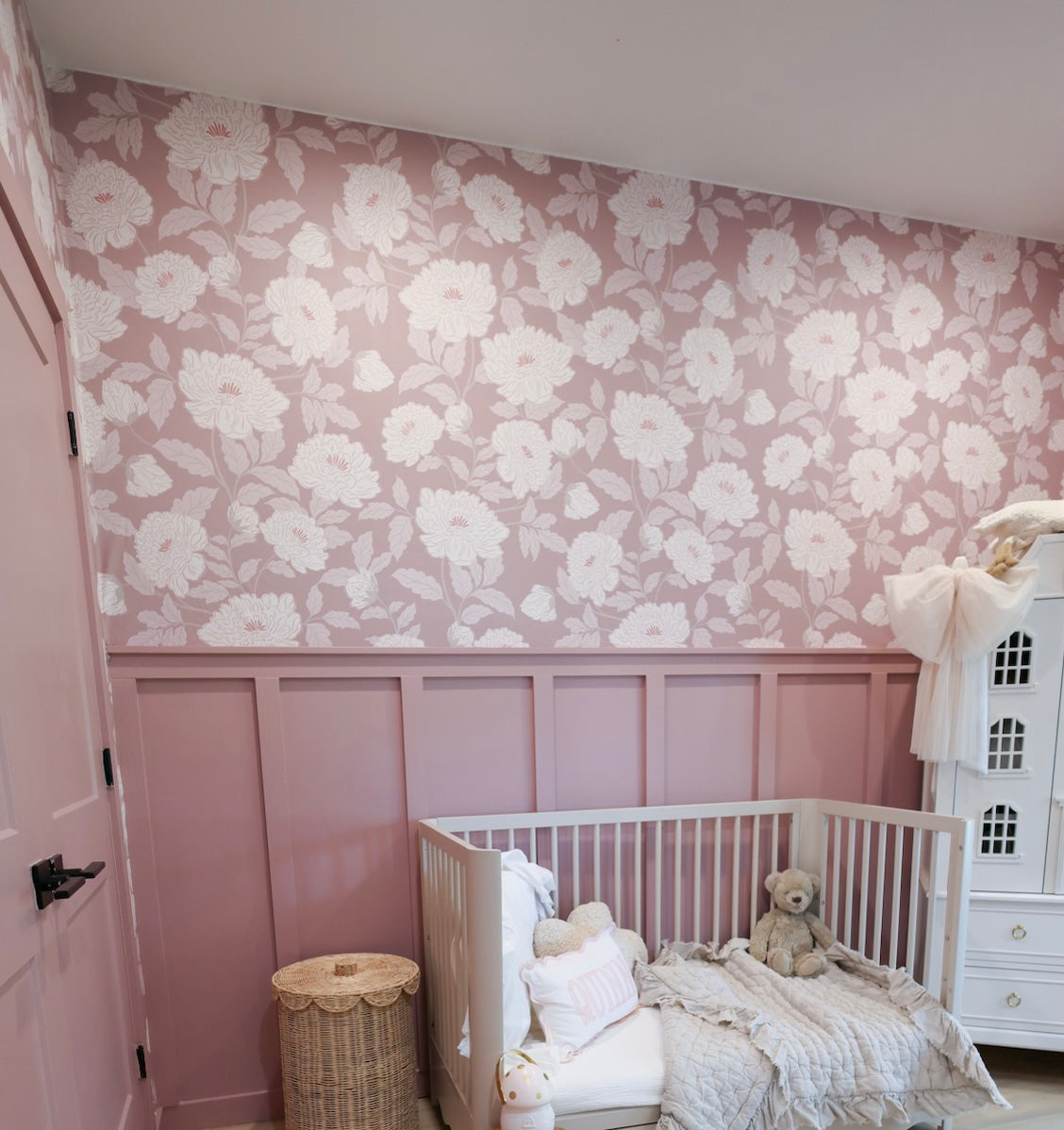 Riley Wallpaper by Gabriela Dachin – Loomwell Home Goods