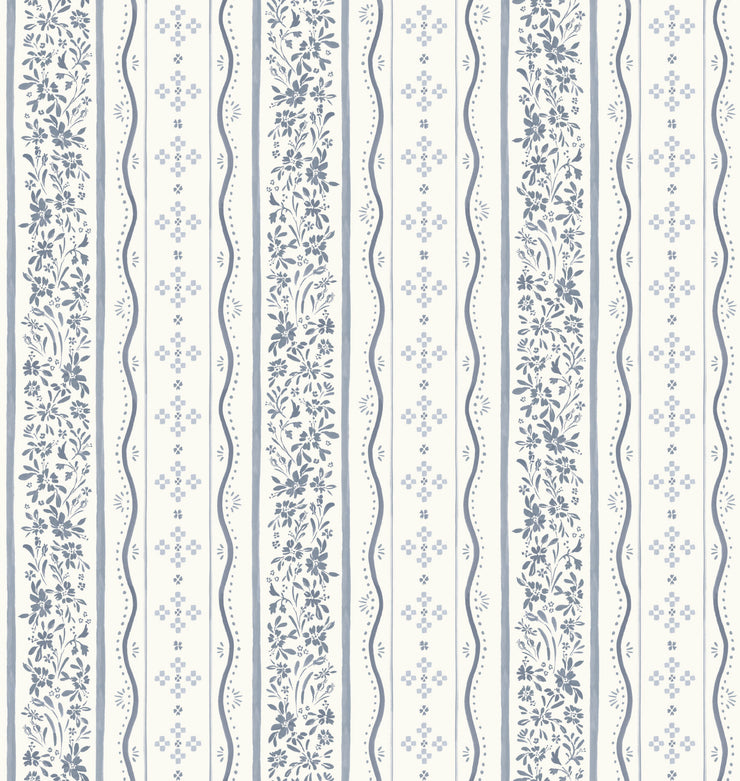 Este Wallpaper by Hufton Studio