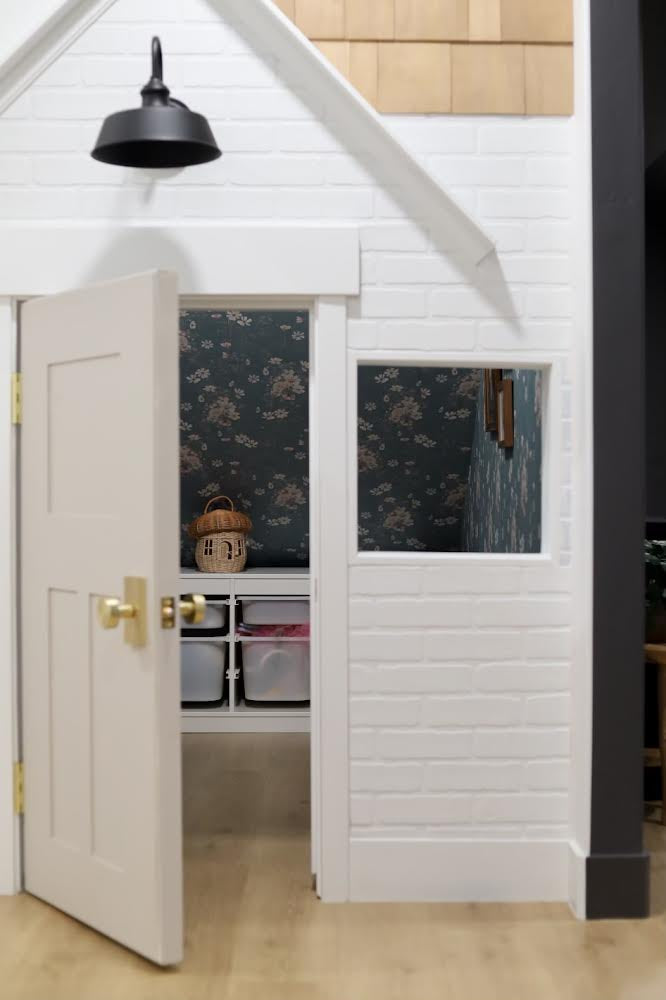 Liesl Wallpaper by Emily Cooper Art – Loomwell Home Goods