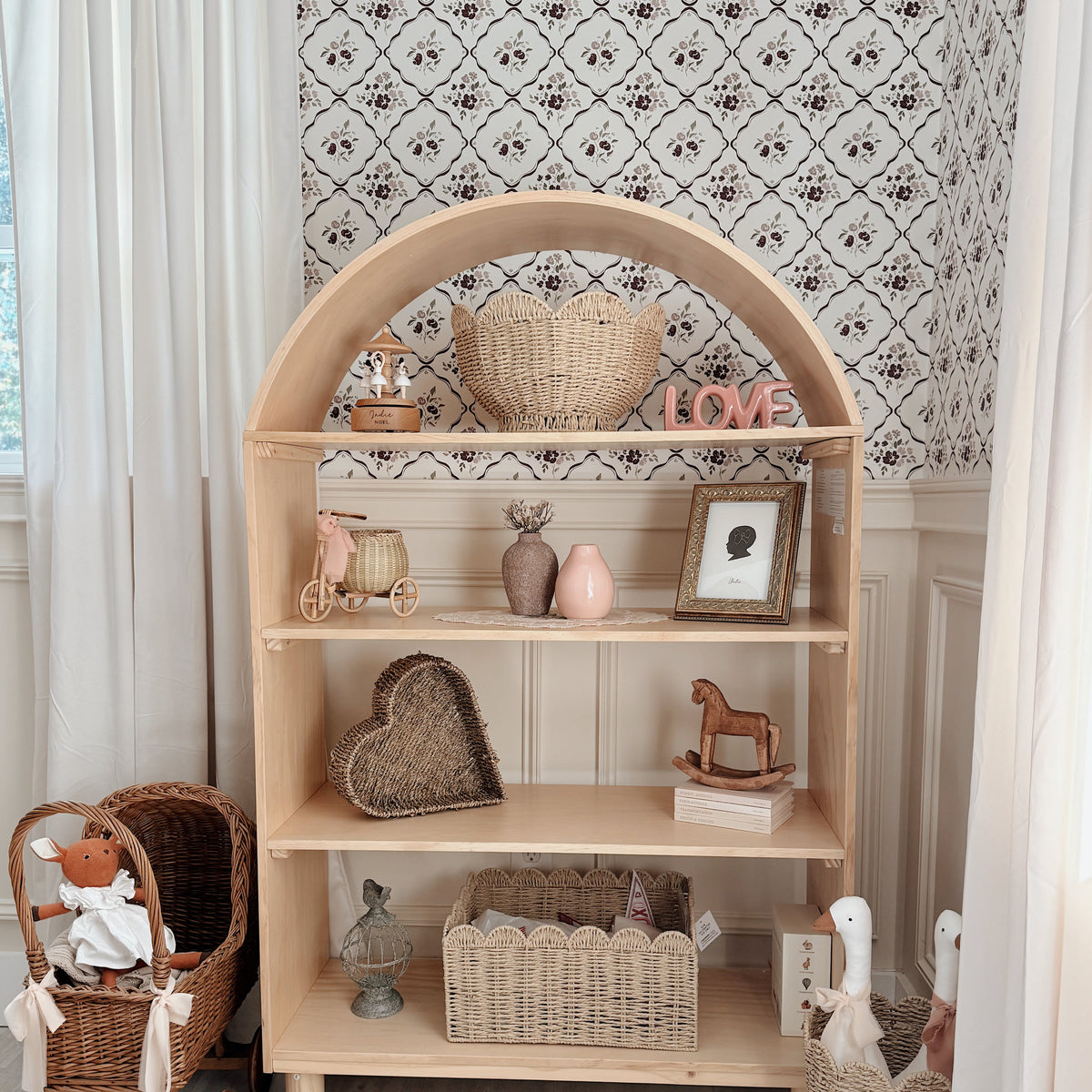 Nina Wallpaper by Ali Anni – Loomwell Home Goods