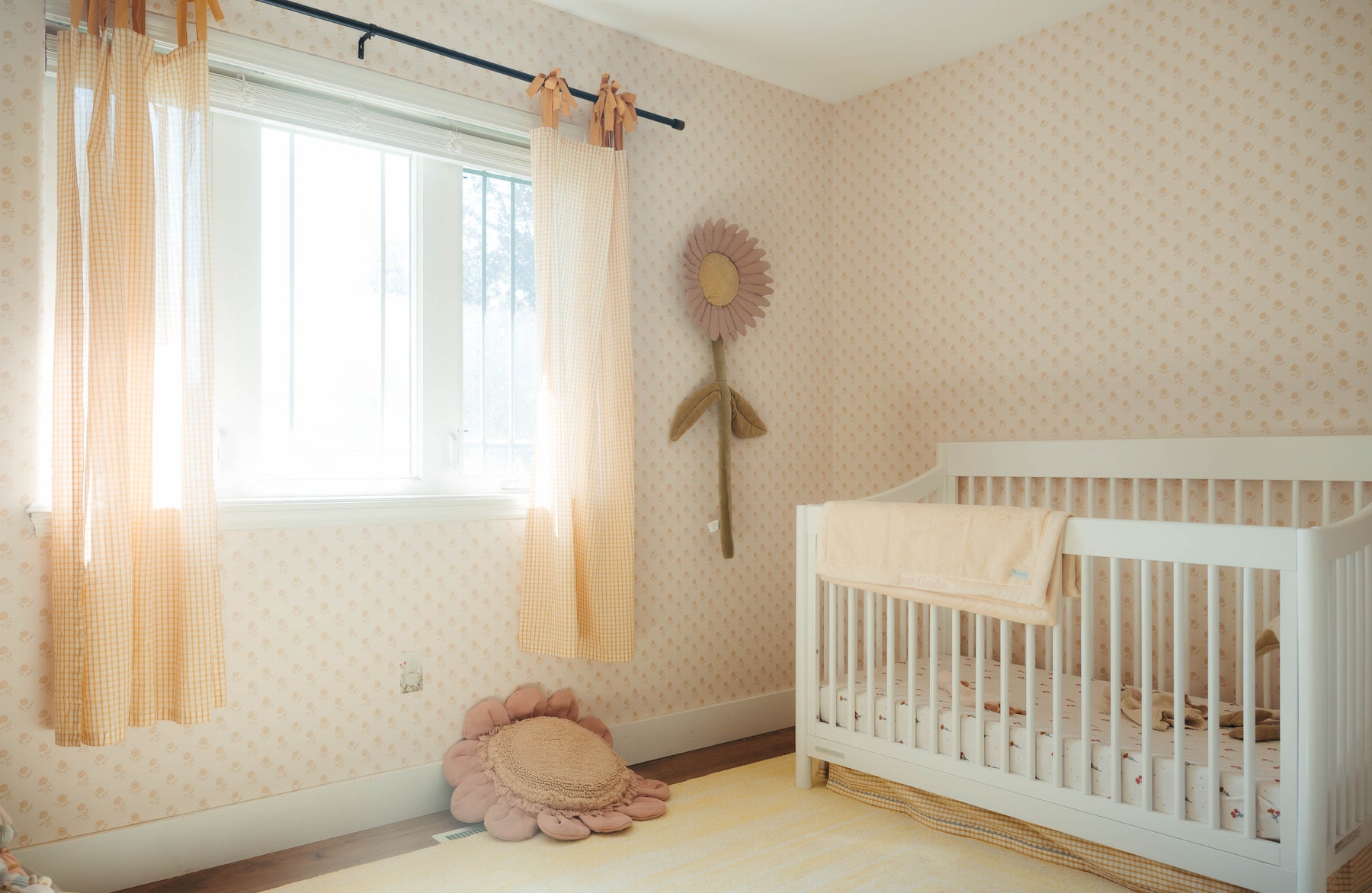 Elle Wallpaper by Ali Anni – Loomwell Home Goods