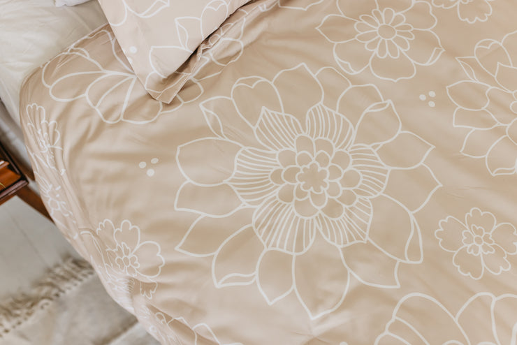 Ellis Twin Comforter by Indy and Pippa